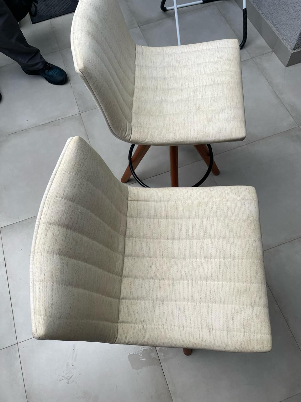 Cadeiras depois da higienização